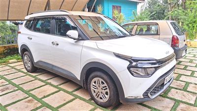 🚗 KIA CARENS Car for Sale – Excellent Condition