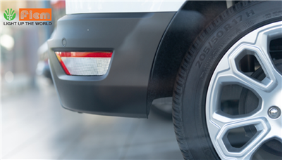 Reflex Reflector Manufacturer for Automotive Applications
