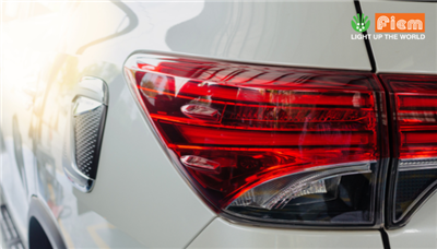 Reflex Reflector Manufacturer for Automotive Applications