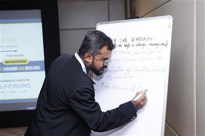 Speak. Influence. Lead. – Your English & Soft Skills Upgrade Starts Here.