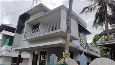 House for SALE pananchery Pattikkad9496755001