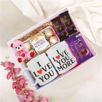 Romantic Birthday Gifts for Girlfriend at Affordable Price