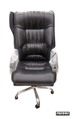 Rufous office furniture
