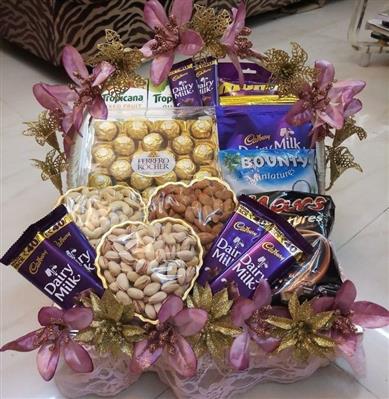 https://www.oyegifts.com/gift-hampers/gourmet