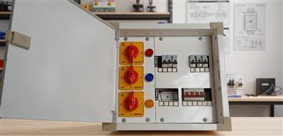 Phase Selector Distribution Board – Almost New, Excellent Condition ⚡