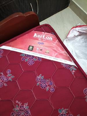 5 INCH KING SIZE KURLON MATTRESS