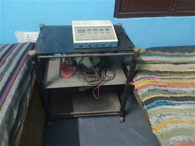 फिजियोथेरेपी, एक्यूप्रेशर, नैचुरोपैथी का पुराना सामान