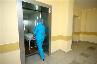 Hospital Elevator in Delhi | Stretcher Elevators - Spire Elevators