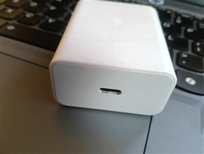 Samsung M35 superfast charger 25W