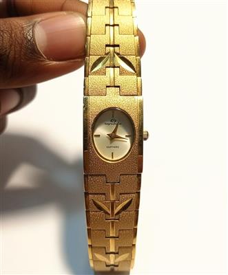 Premium Vintage Gold-Plated Women’s Quartz Watch – Elegant Collectible Timepiece