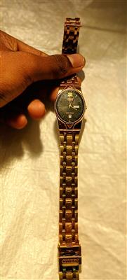 Citizen Vintage Gold Quartz Watch Unisex Luxury Classic Day Date Premium Wristwe