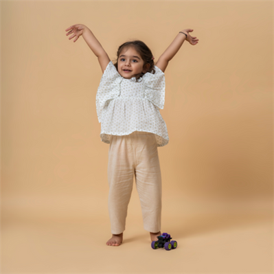 Zeeva Kids – Stylish Baby & Kids