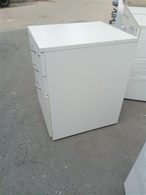 Pedestal Box / Cash Box