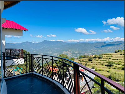 Budget Resorts in Ranikhet with Scenic Mountain Views
