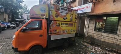 Ready made food truck for sale along with tempo