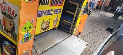 Ready made food truck for sale along with tempo