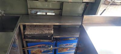 Ready made food truck for sale along with tempo