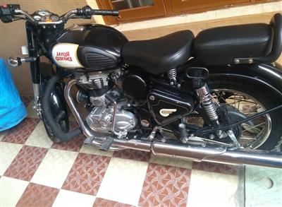 Royal Enfield classic 350 model 2017 @ 40000/