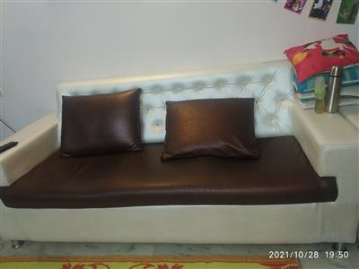 1-3 seater, 2- 2 seaters sofa set for sale