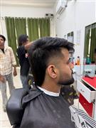 Professional Men’s Salon for Haircuts & Grooming