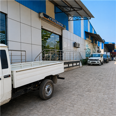 Large Warehouse for Lease in Lucknow | 10,500 Sqft Commercial Storage Space