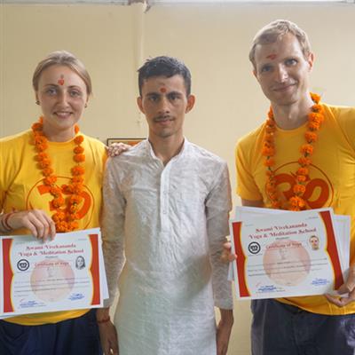 Learn Authentic Yoga in Rishikesh | Daily Yoga Classes