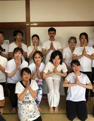 Learn Authentic Yoga in Rishikesh | Daily Yoga Classes