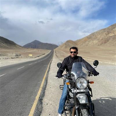 Ladakh bike tour package - Leh Ladakh bike trip