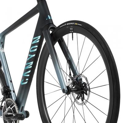 2026 Canyon Ultimate CFR AXS Road Bike (ZONACYCLES)