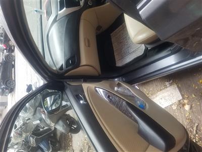 Verna sedan primium car fludic shape