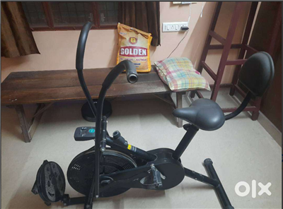 Reach Excercise Cycle with hip rotator