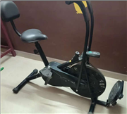 Reach Excercise Cycle with hip rotator