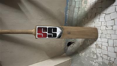 Second hand cricket bat sunridges kashmir willow