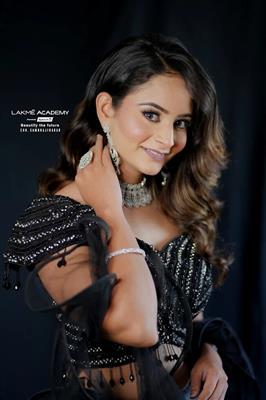 Lakme Academy - Professional Makeup School in Aurangabad