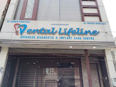 Modern Dental Treatments for Restoring Missing Teeth and Straightening Smiles