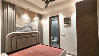 Affordable 2 BHK Flat for Sale in Sainik Enclave, Mohan Garden, Delhi – ₹35 Lakh
